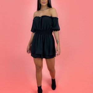 03481fad8e55445e2c39fc5452c13849.jpeg Macaquinho Alana - Preto