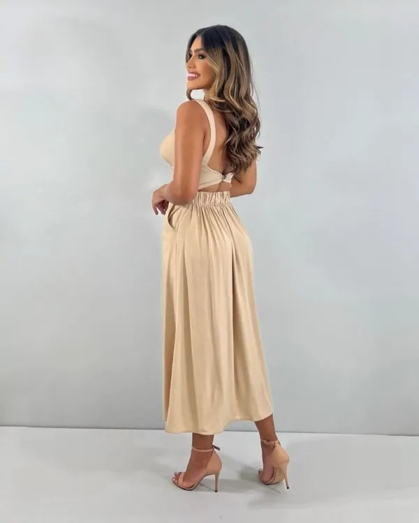 Saia Jamile - Nude