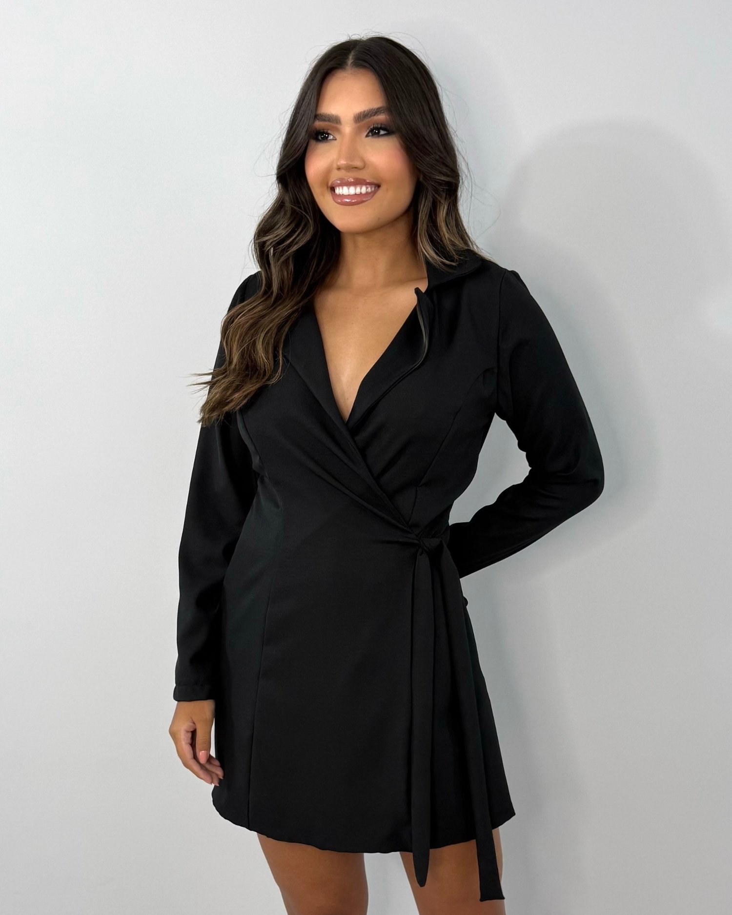 Macaquinho Betina - Preto - Image 1