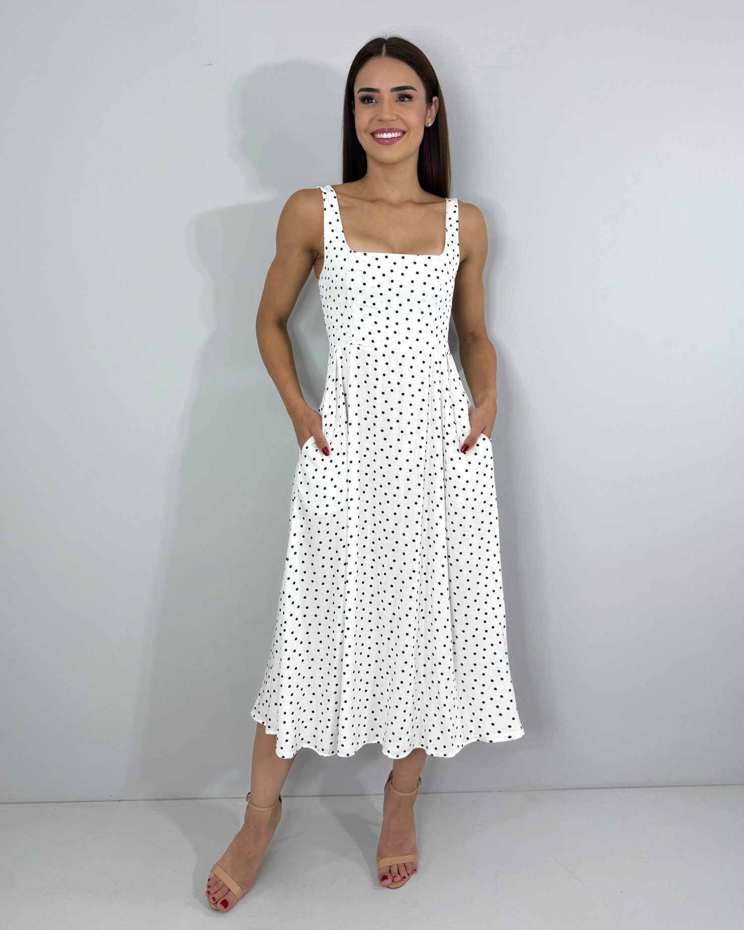 Vestido Samanta - Poá Fundo Branco - Image 4