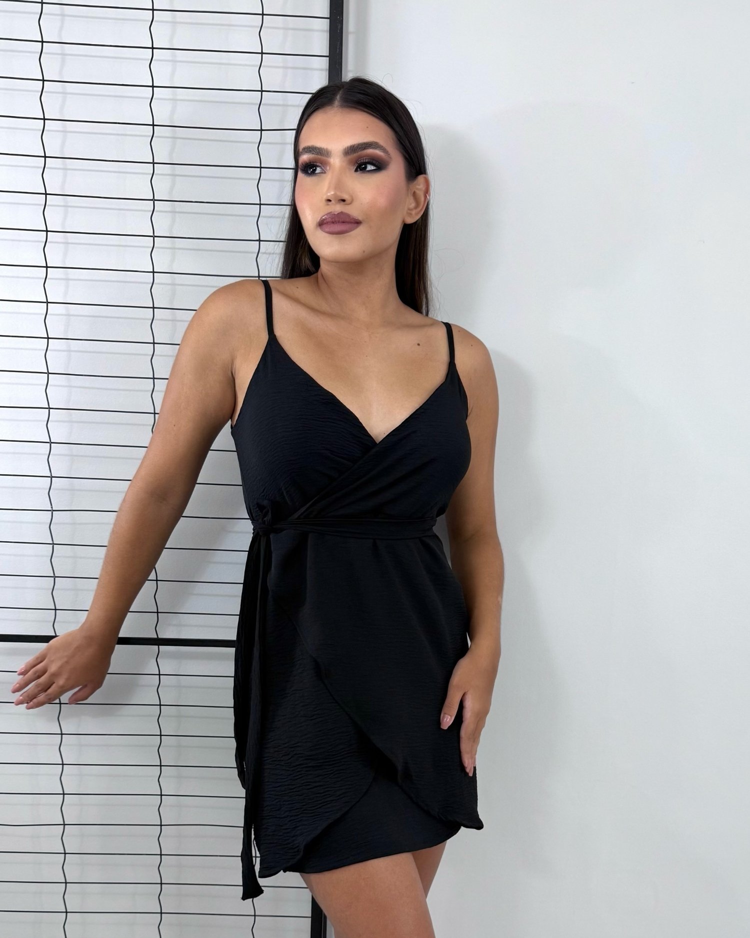 Vestido Anastasia - Preto - Image 1