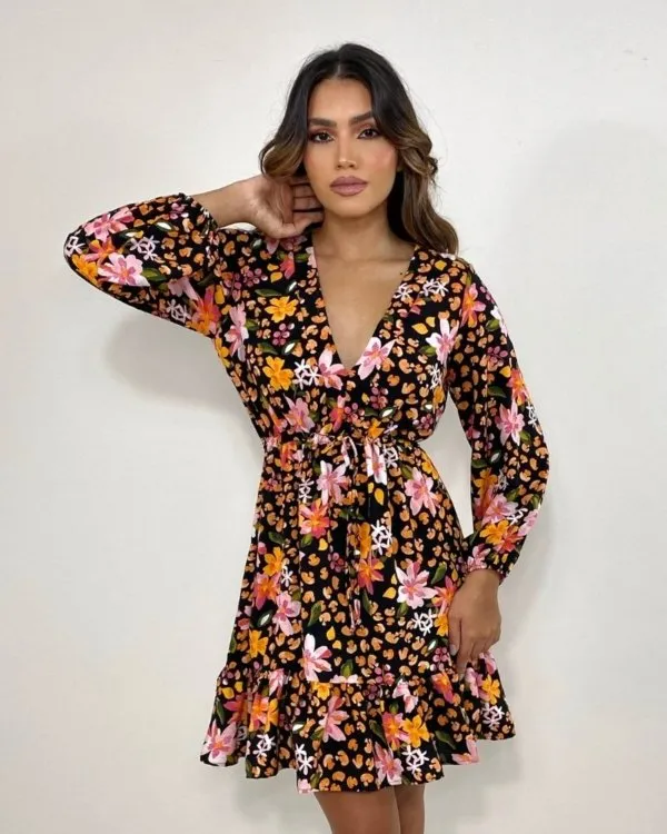 Vestido Lavínia - Primavera Fundo Preto